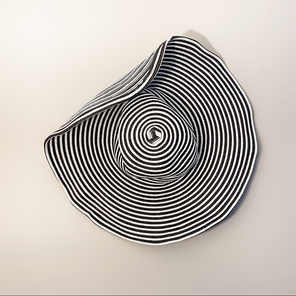 Black & White Striped Sun Hat